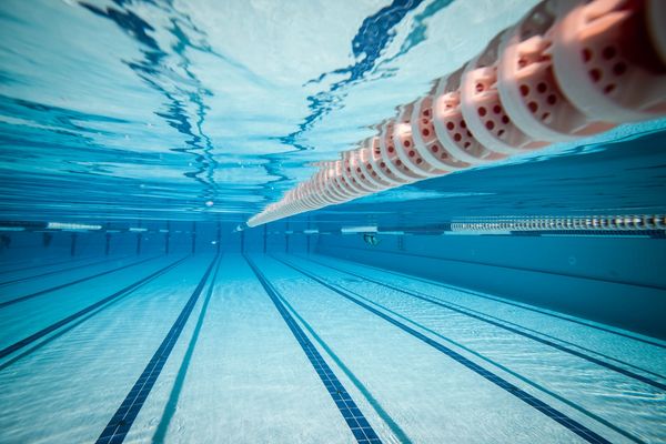 underwater in pool