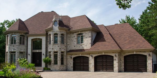 Residential window cleaning services for any house in Charlotte. Screens and sills cleaned too!