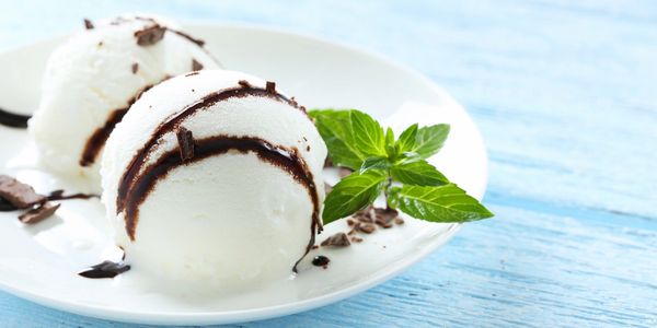 Hershey's Ice Cream Milkshake Sundae Banana Split, Dairy Queen, Meadows, Ligonier Creamery Diamond