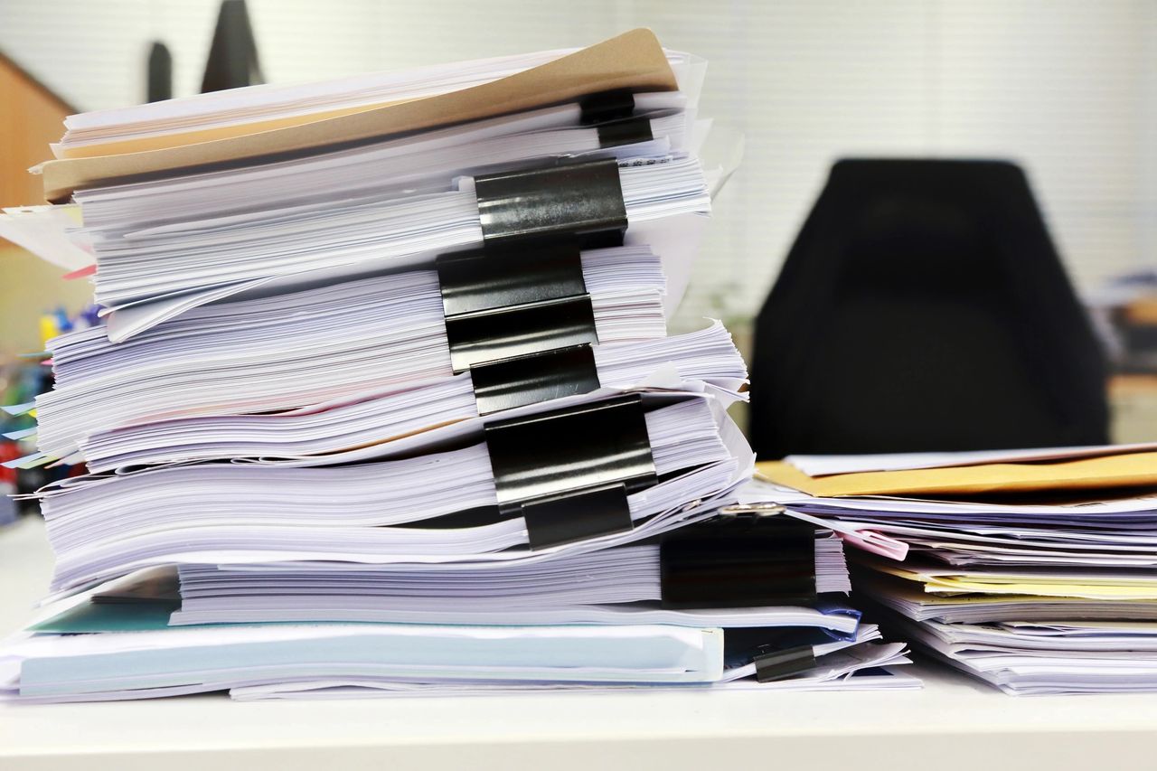 THE CURSE OF PERFECTIONISM AND CLUTTER
