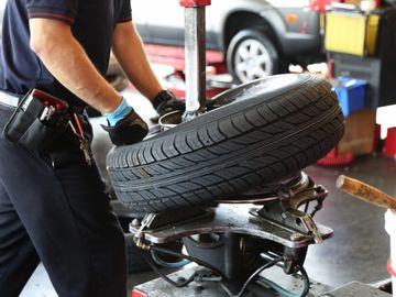 Mount & Balance a tire Colorado Springs, CO