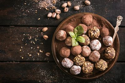 The cake pops have ver unique flavors.