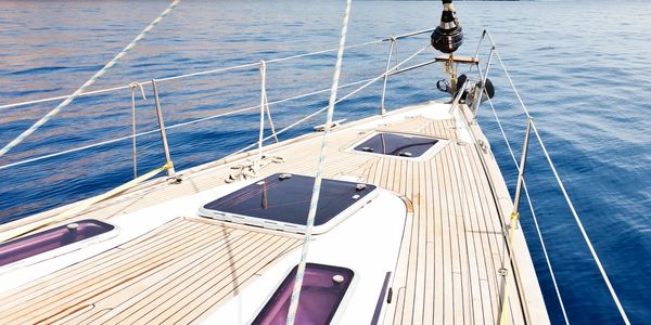 keeping your boat sparkling and clean