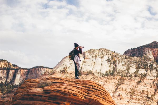 Active hiker in Nevada symbolizing quick access to virtual urgent care.