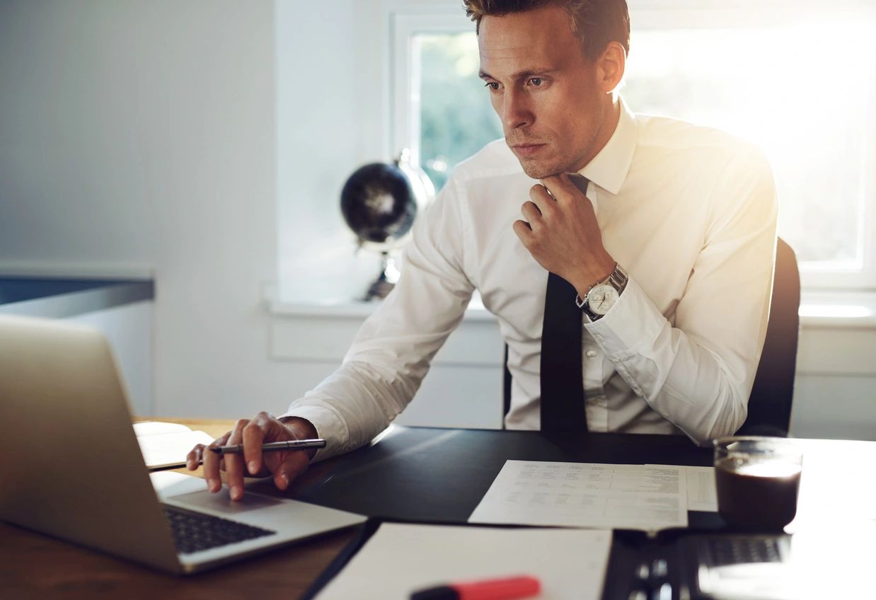 3 Ways To Help People With Neck Pain Who Work At A Desk