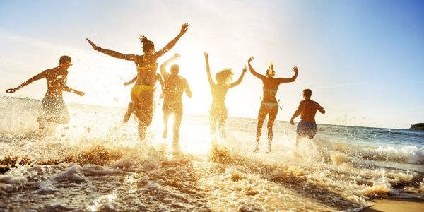 7 People jumping in the Ocean. Ocean City, MD | Beach Life | Sunset Island