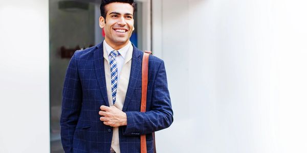 Sales Professional happy to know the customer better