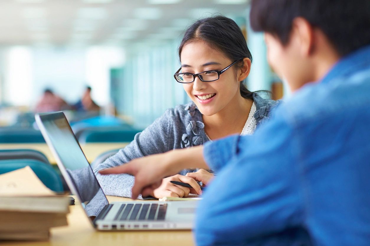 Ace IB Tutor helping a student achieve success in the IB