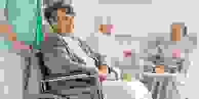 Fight Heat Stress Age Care for Medical Workers