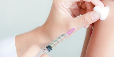 Injections par Infirmières à domiciles. Infirmières mobiles 