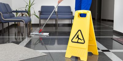 Office and home cleaning services 