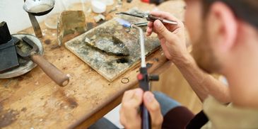Our team of experts have over 40 years of experience in jewelry and jewelry repair. 