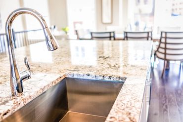 Undermount kitchen sink in granite counter top