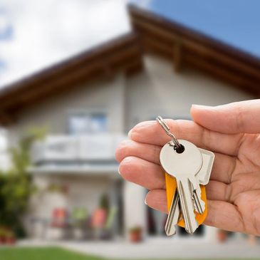 First home buyer keys to their dream home in Australia after seeing Lime Finance brokers 