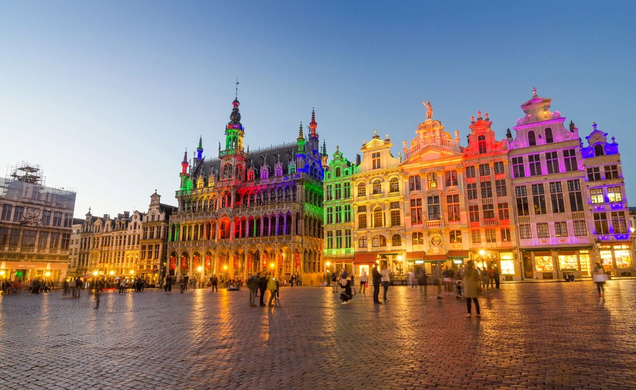 Traveler's Tongue Belgium - Sample the frites, chocolate, waffles, and beer. Belgium, not France...