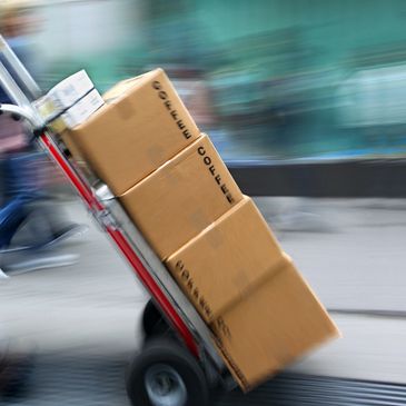 Online shipment booked: The sender has requ...
Undelivered shipment held at the location: Your ...
S