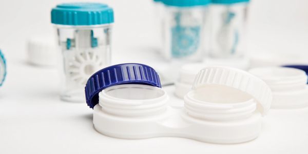 contact lenses in cases