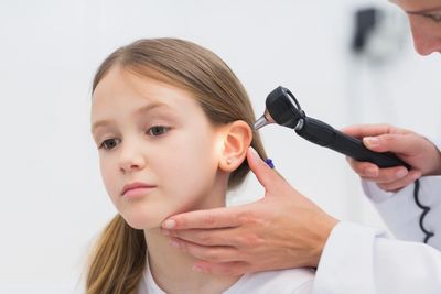 Bulk Bill hearing test before the Audiologist, performs her Auditory Processing Test.