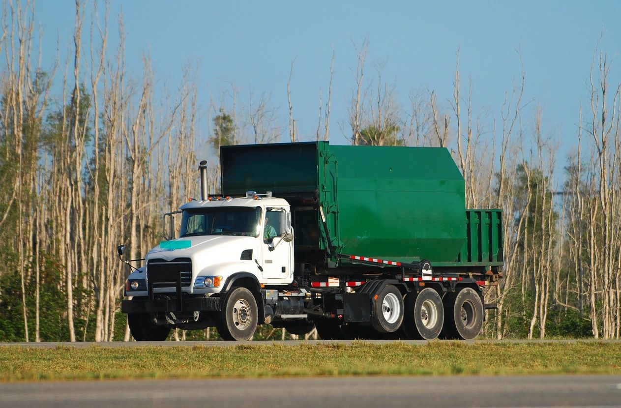 What is a Haul Away Service? Exploring the Benefits and Uses
