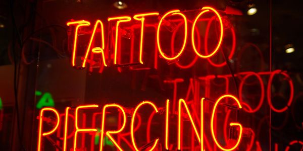 tattoo shops open late tonight