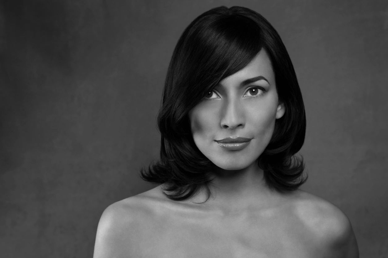Woman with healthy, glowing skin.