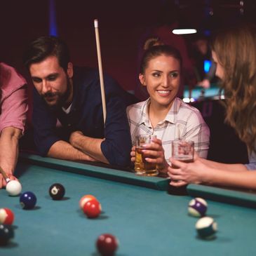 Legends Billiard Room - Billiards Pool