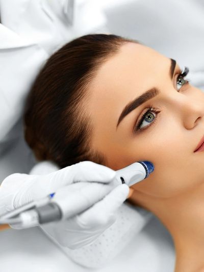 RF facial treatment