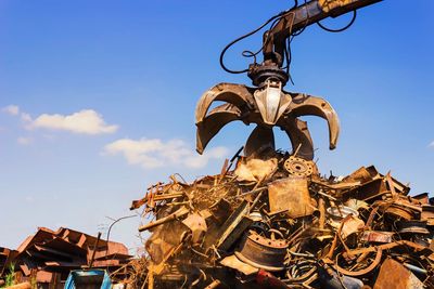 Cash for Junk Cars Brea buys Junk cars in Brea, California.