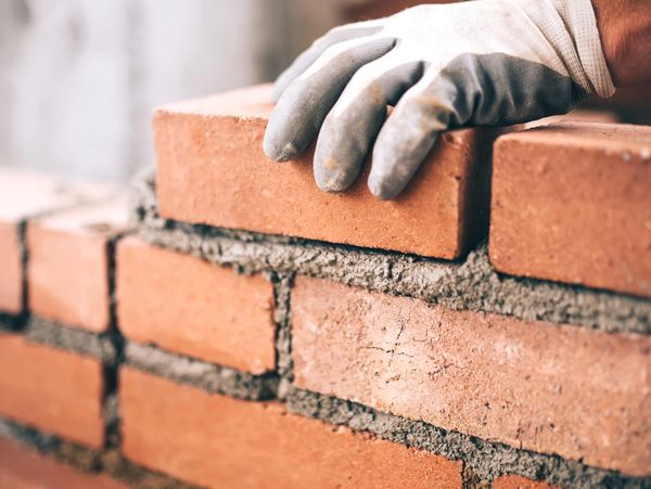 Brick layering