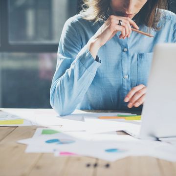 woman at laptop, virtual assistant