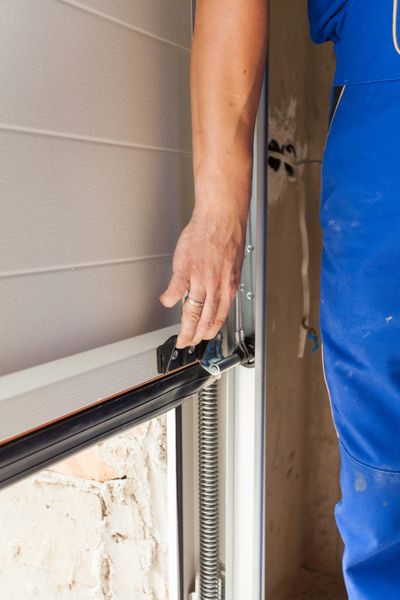 Garage Door Repair In Oceanside Vista Carlsbad Escondido Tune