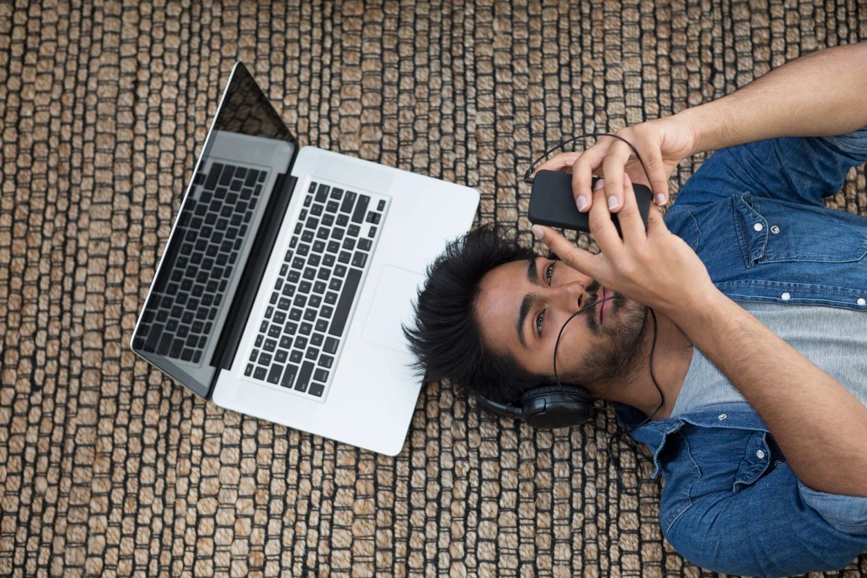 How to Be Mindful When It Comes to Technology Use