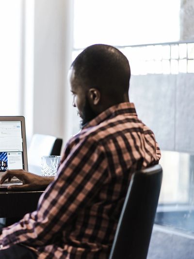 Ergonomischer Bürostuhl Büroeinrichtung online kaufen MAD Acoustics Kempten Allgäu Bayern