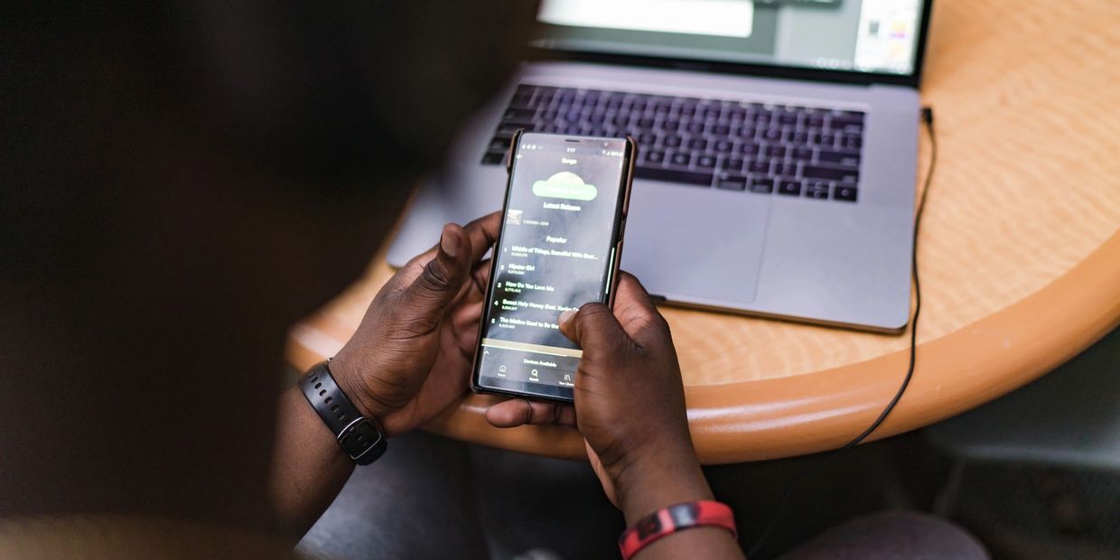 Mobile device cybersecurity
