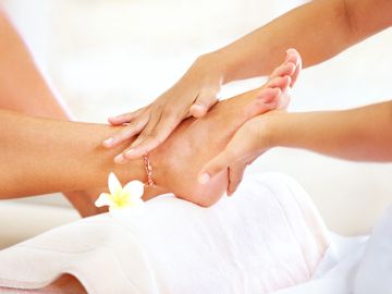 Pedicure - A pedicure refers to the curation and care of a client's feet.op spa pedicure salons in M