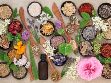 Herbal medicine - Kamma Natura - Wellness - compounding 