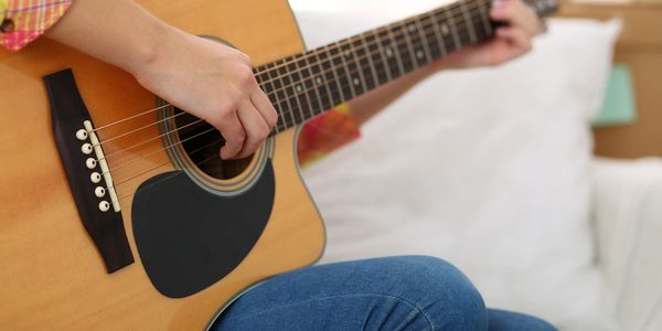 piano lessons, guitar lessons, playing guitar, music education